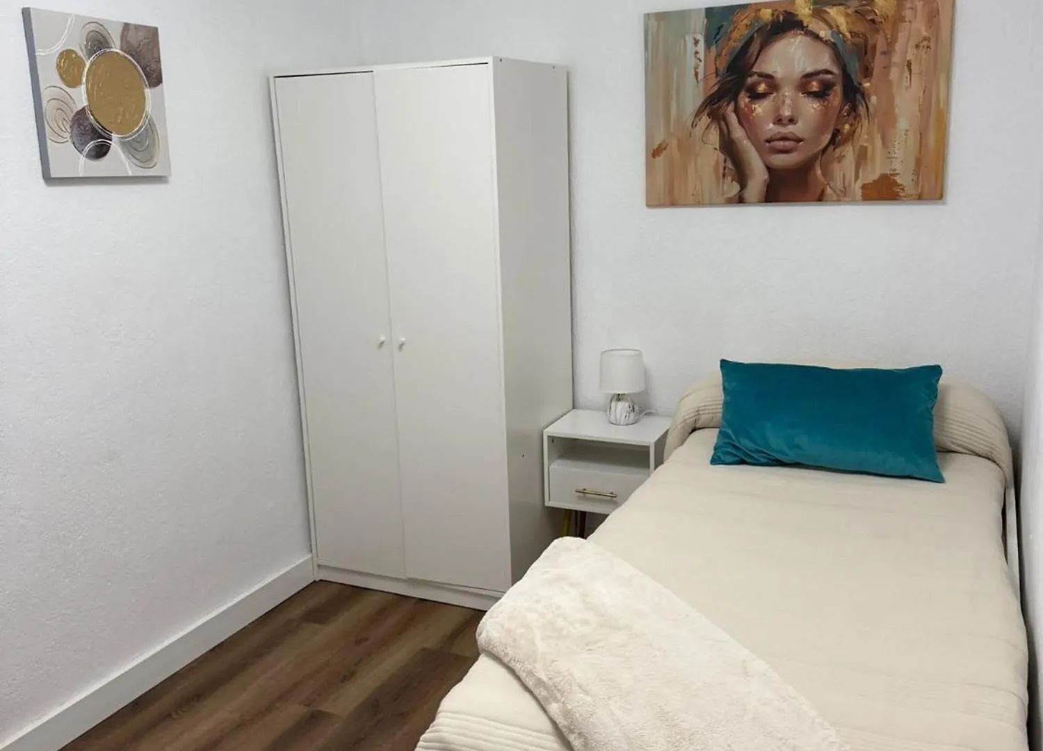 Moderno Y Nuevo Piso Huelva Apartment 0*,